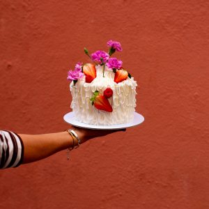 Minibolo de chocolate e morango de Primavera