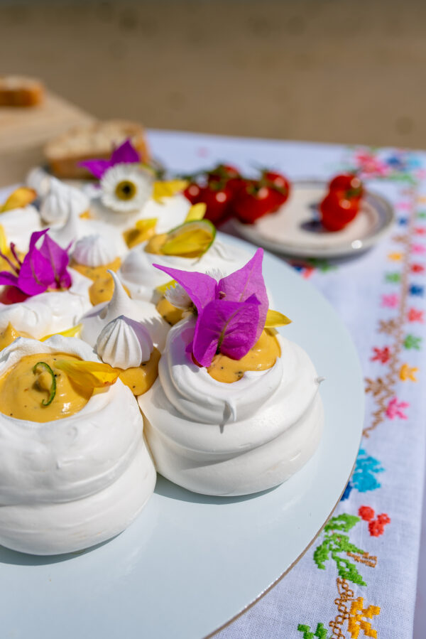 Pavlova de brigadeiro de maracujá de Verão - Image 2