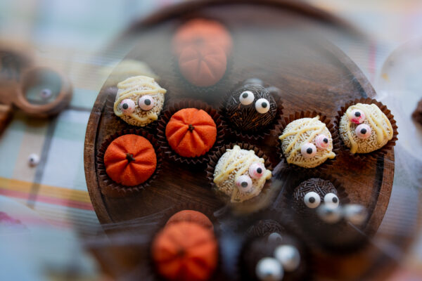 Caixa de Brigadeiros Halloween - Image 2